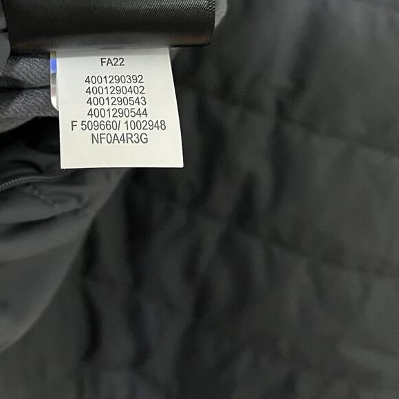 The North Face Womens Mossbud Reversible Sherpa Vest Size S Gray Outdoors - Picture 9 of 10